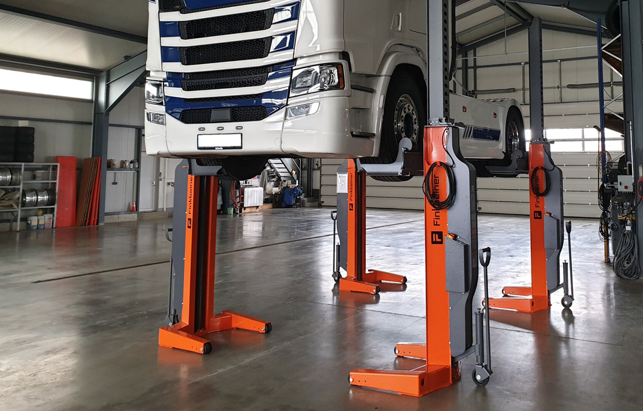 Finkbeiner Hoists Lifting Truck Ready For Service